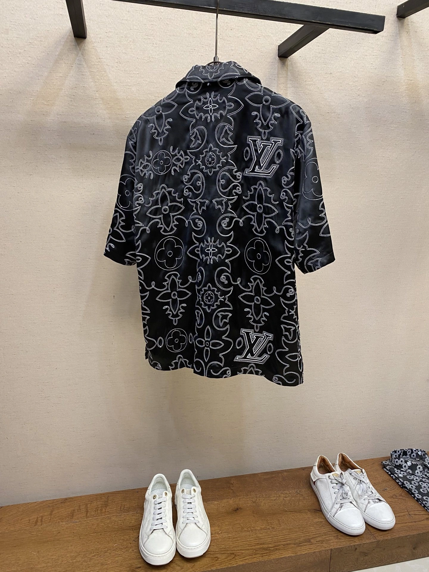 &wg.luxury-- 8V suit item:E-F443C1125